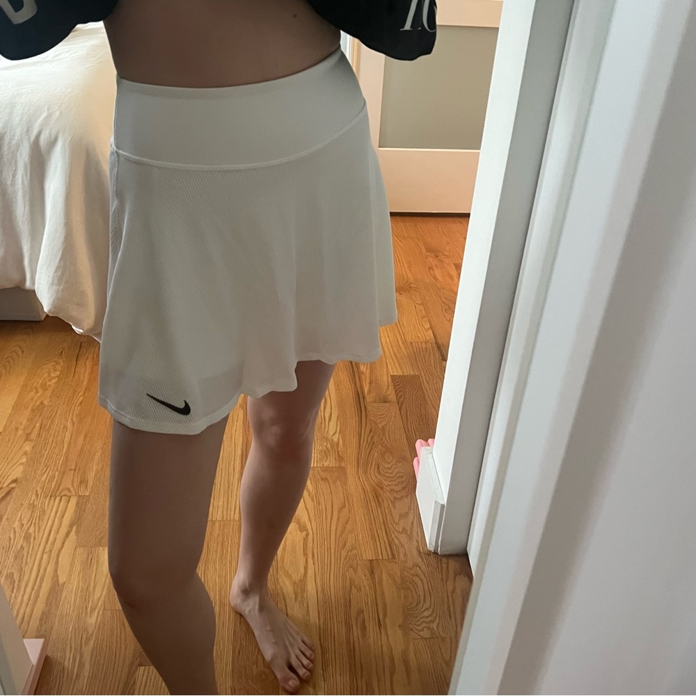 Nike White Dri-FIT Skort brand new